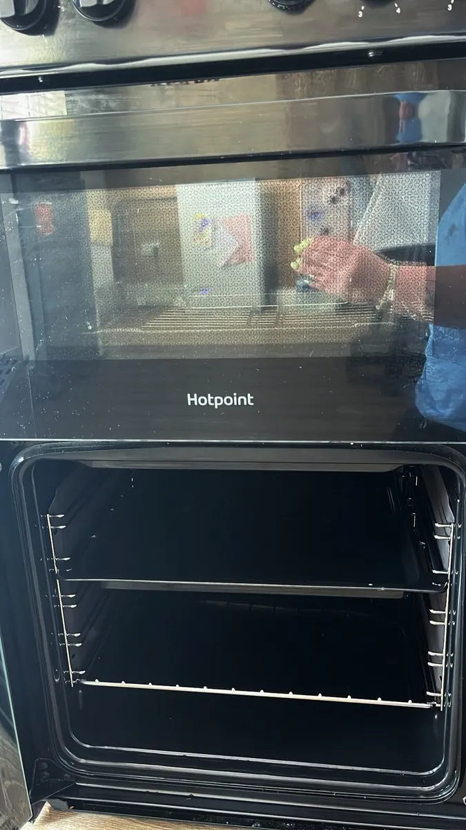 Hotnpoint Cooker - Image 3