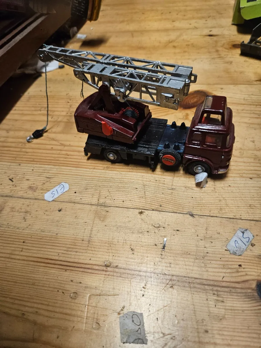 Dinky 1970's Crane - Image 2