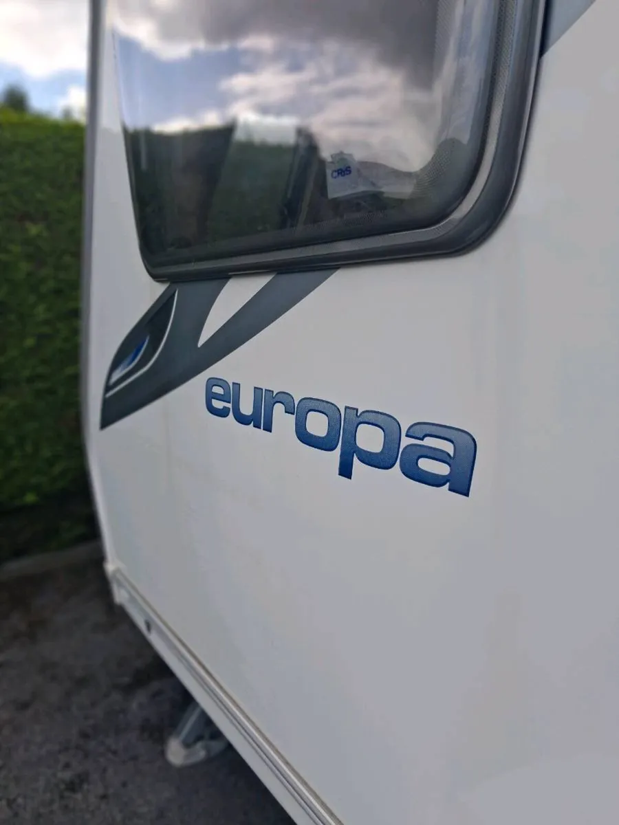 Caravan - Image 1