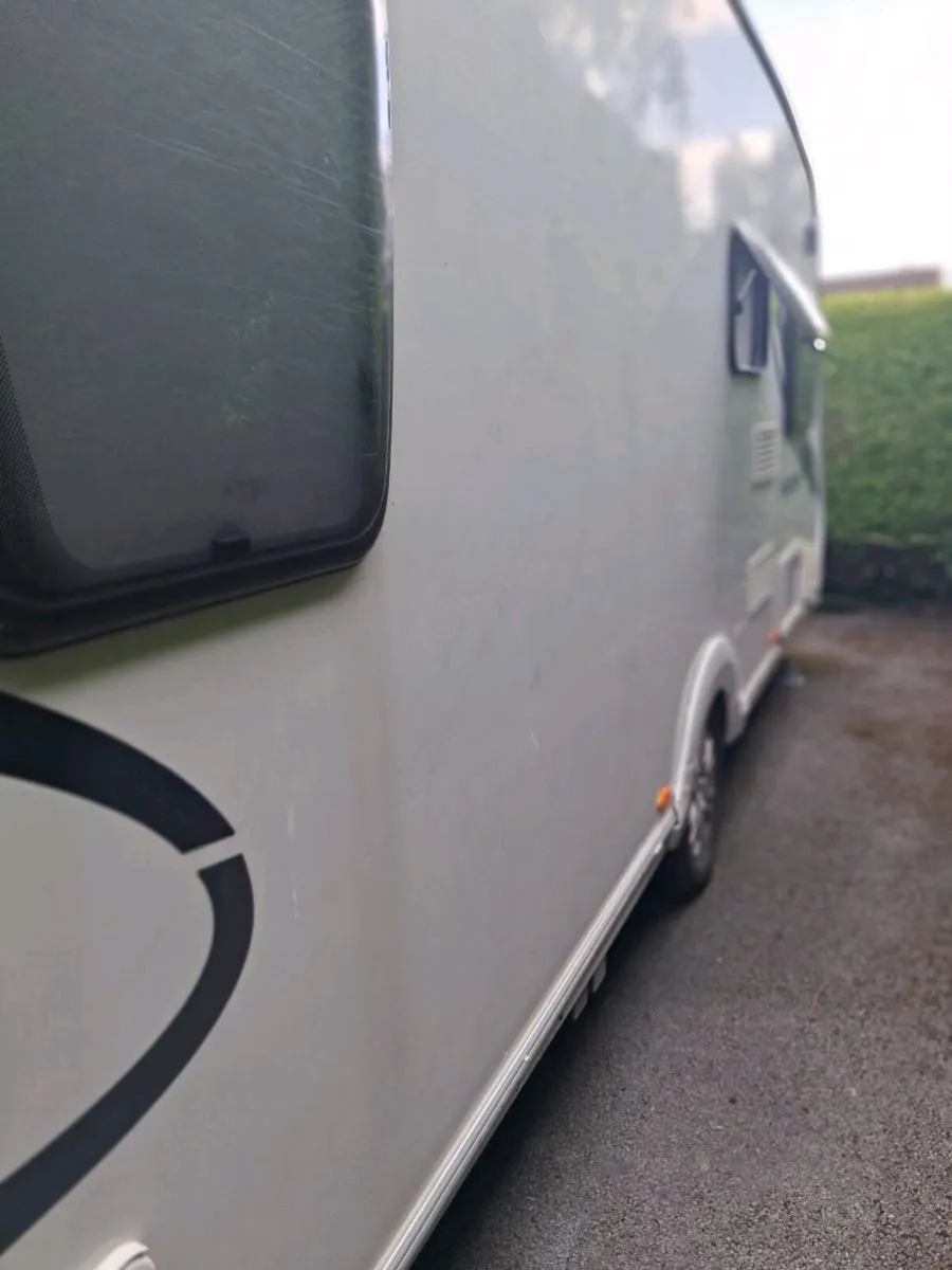 Caravan - Image 3