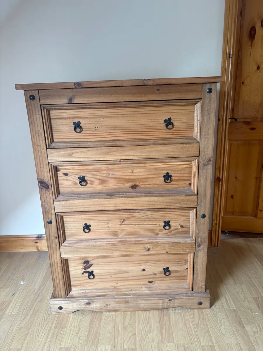 Antique Pine Chester drawers - Image 1