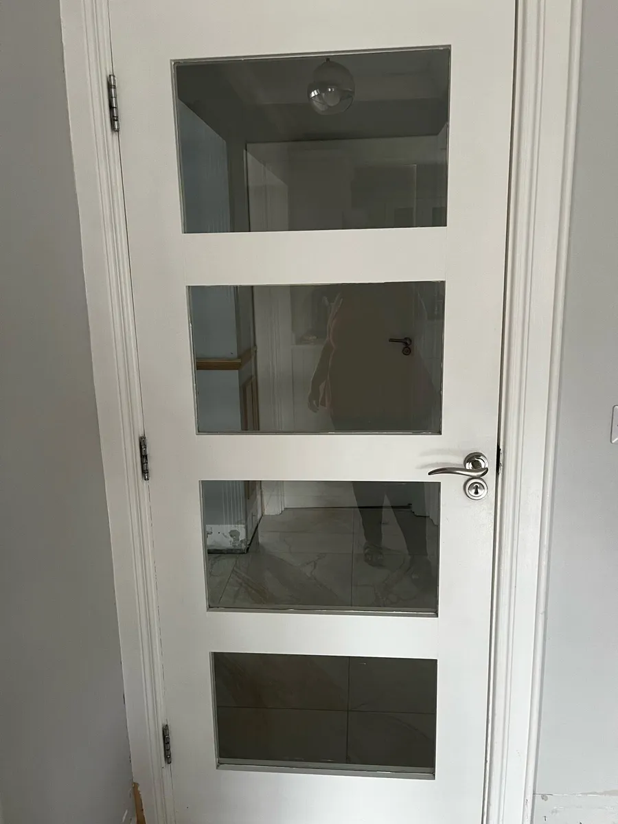 Shaker door and handles - Image 1
