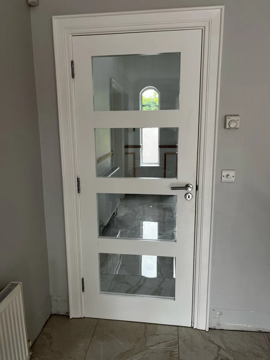 Shaker door and handles - Image 2