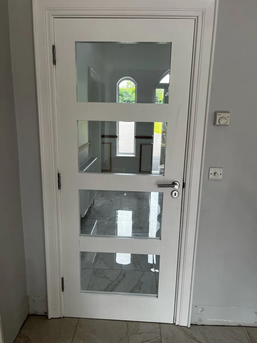 Shaker door and handles - Image 4