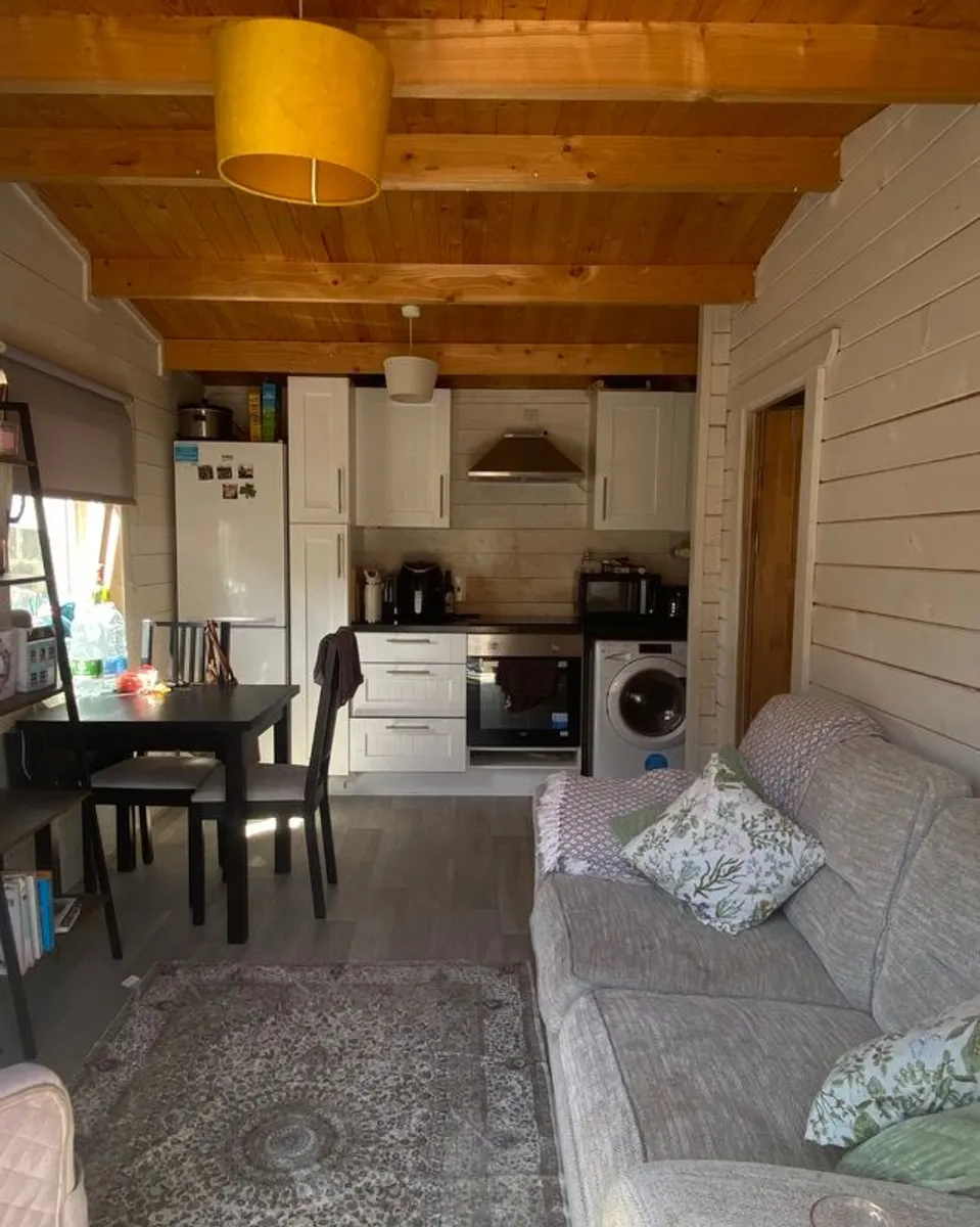 1 bed logcabin - Image 2