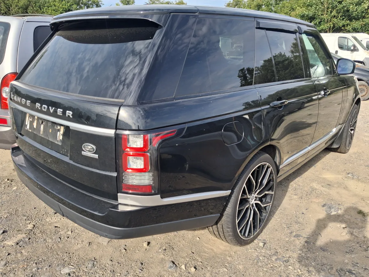 2013 Land Rover Range Rover Vouge SDV8 parts - Image 3