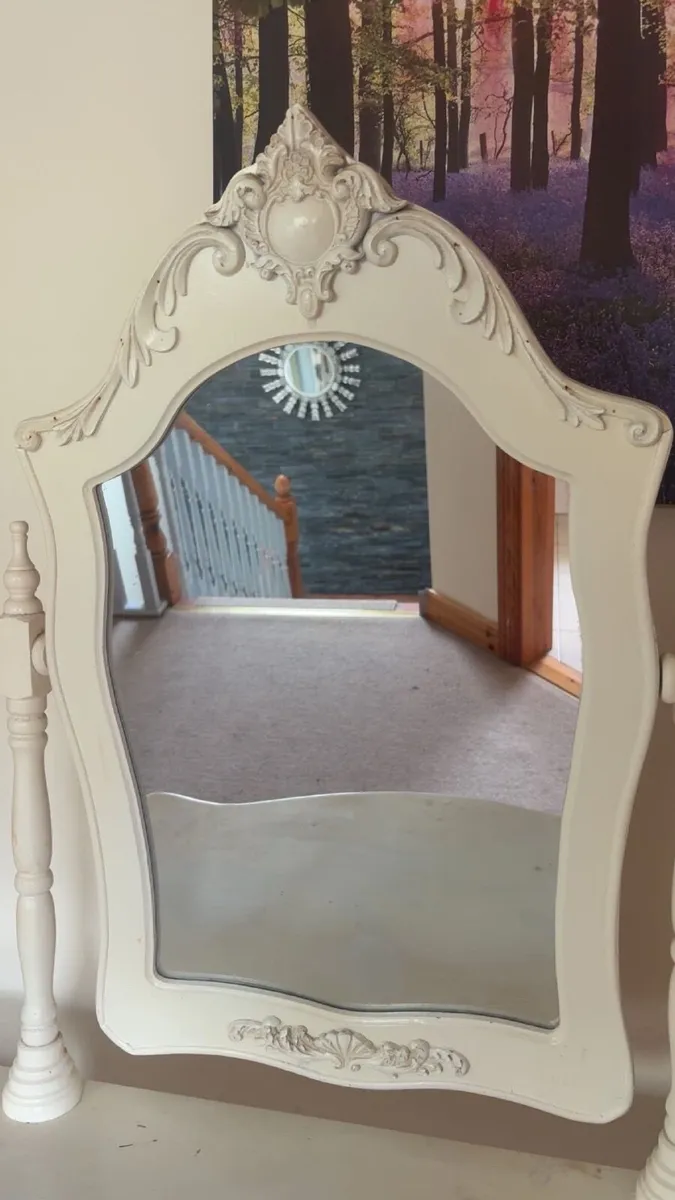 Antique vanity table and mirror - Image 3