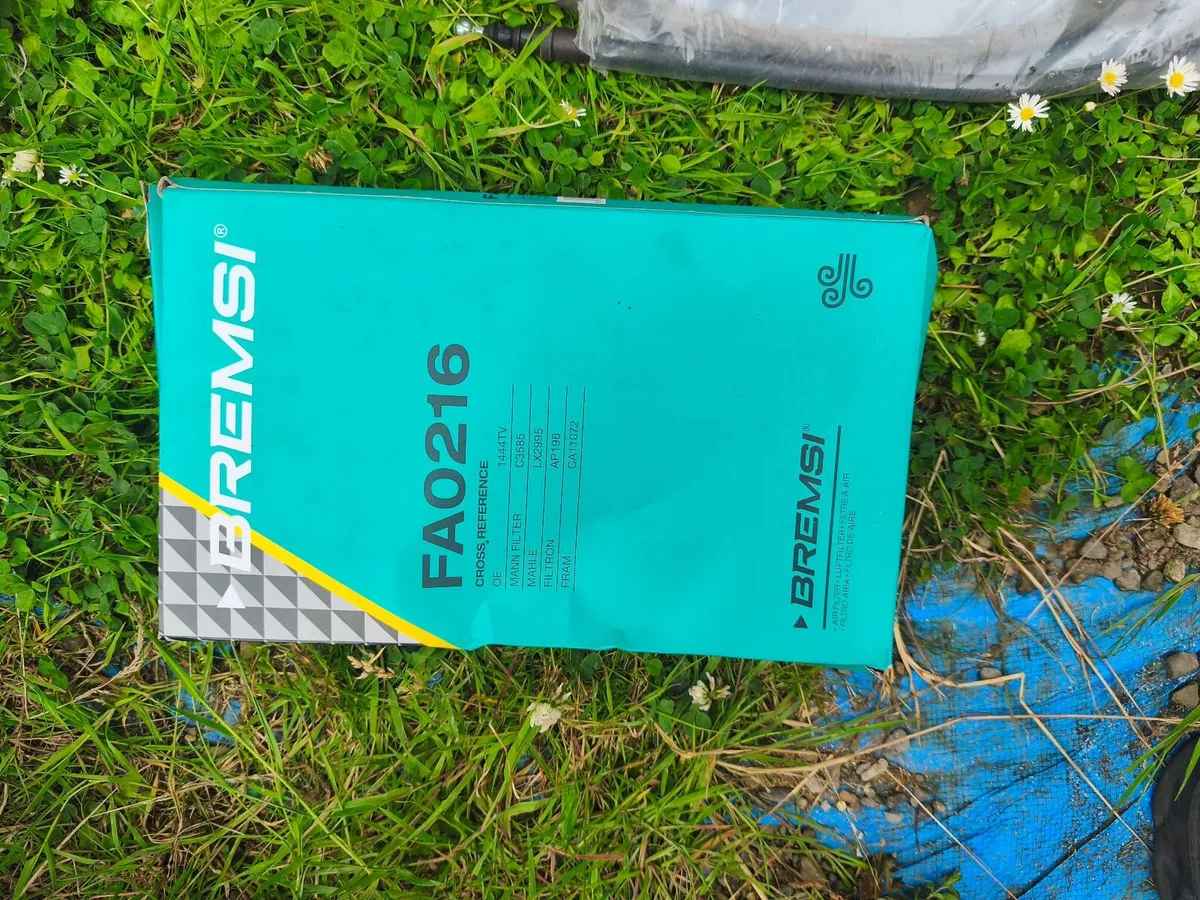 Peugeot 3008 2011 1.6 diesel  parts - Image 2