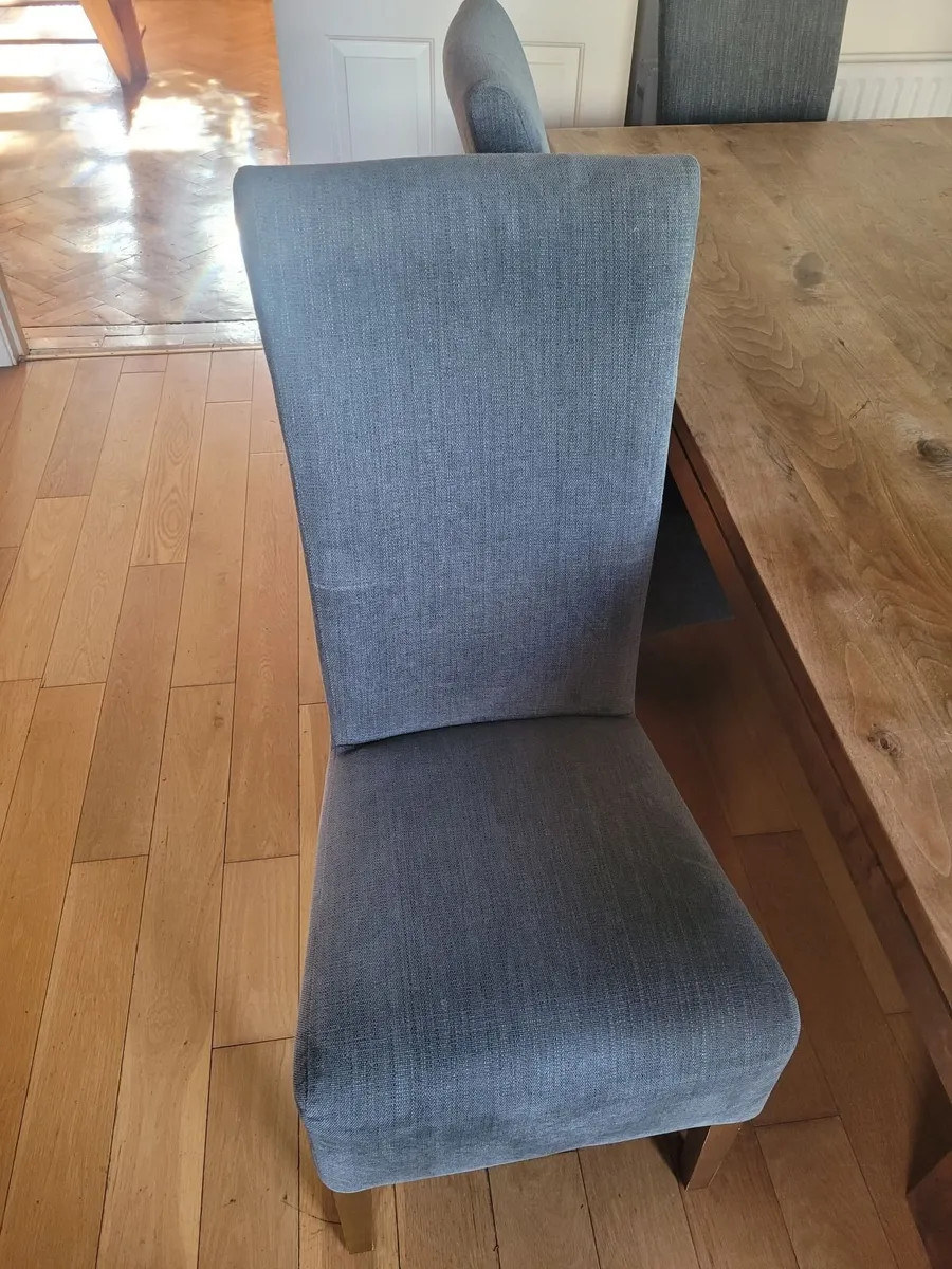 Dining room table and chairs - Image 4