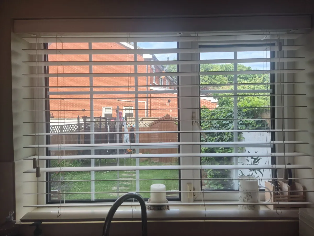 Wooden Venetian Blind,   creamy white - Image 2