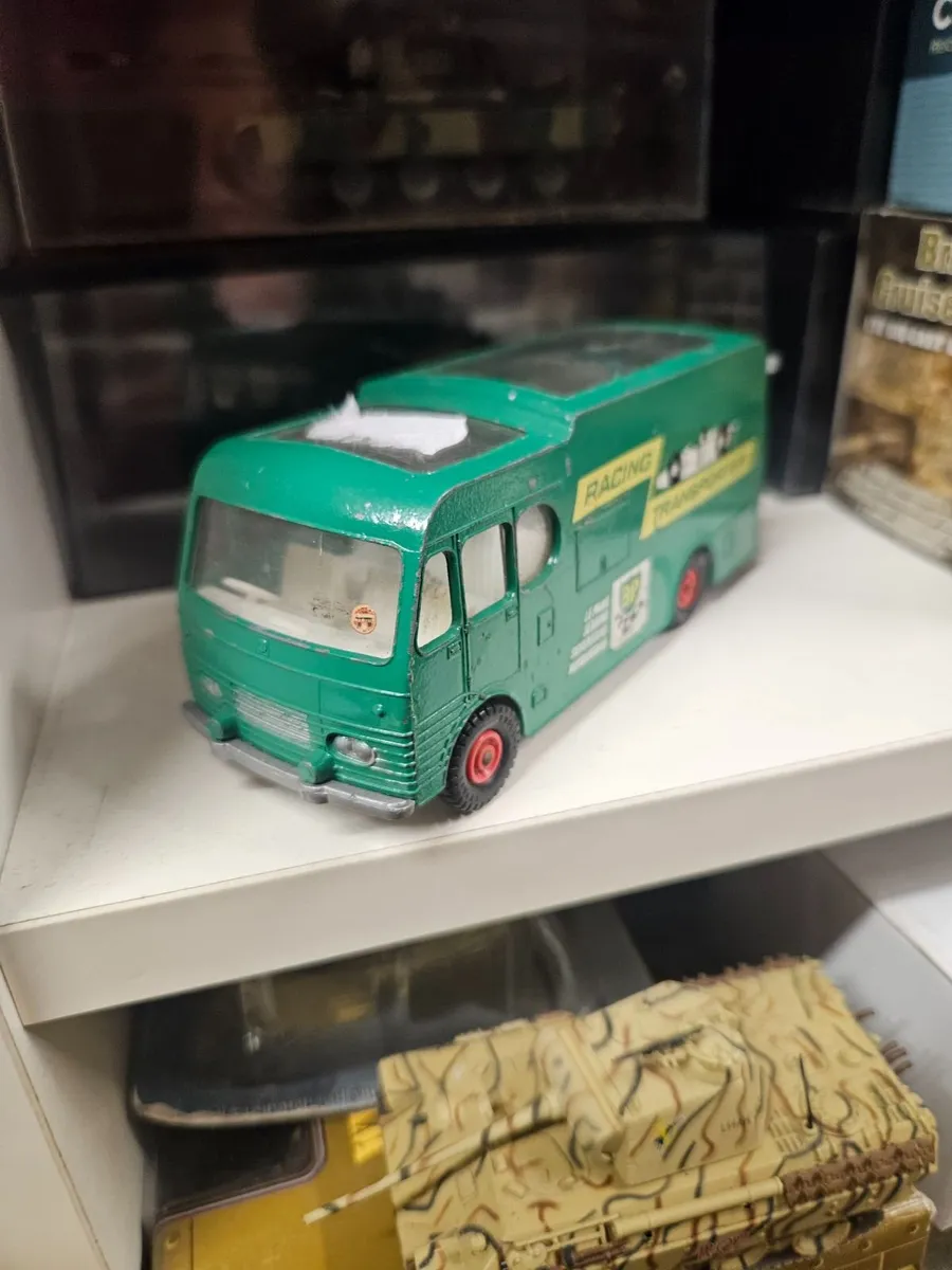 Matchbox Lesney Racing Car Transporter - Image 1