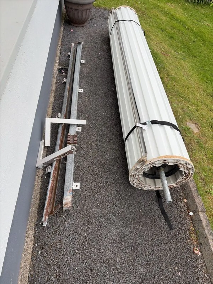 Roller Garage door - Image 3