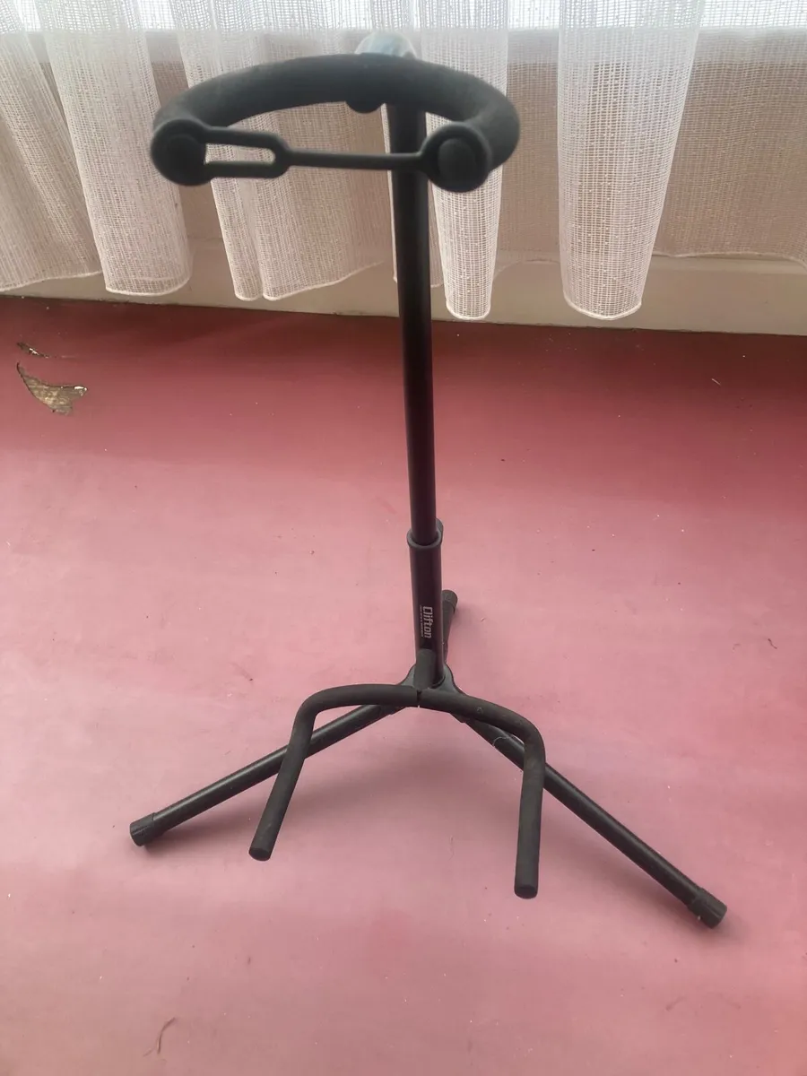 Guitar stand - Image 1