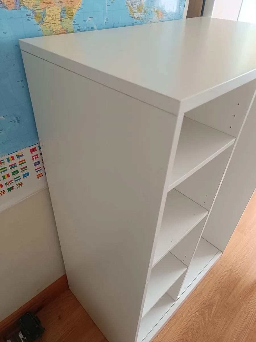 Small wardrobe - Image 2