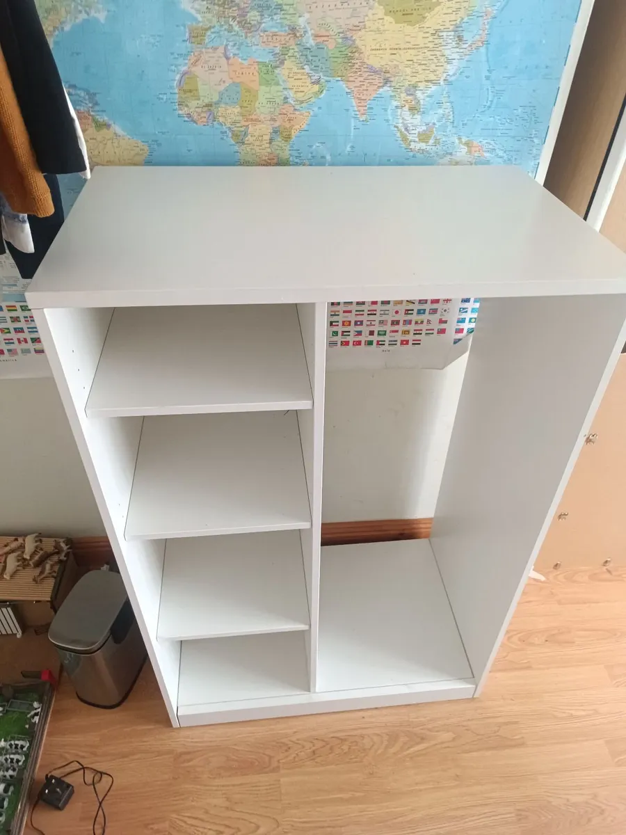 Small wardrobe - Image 3