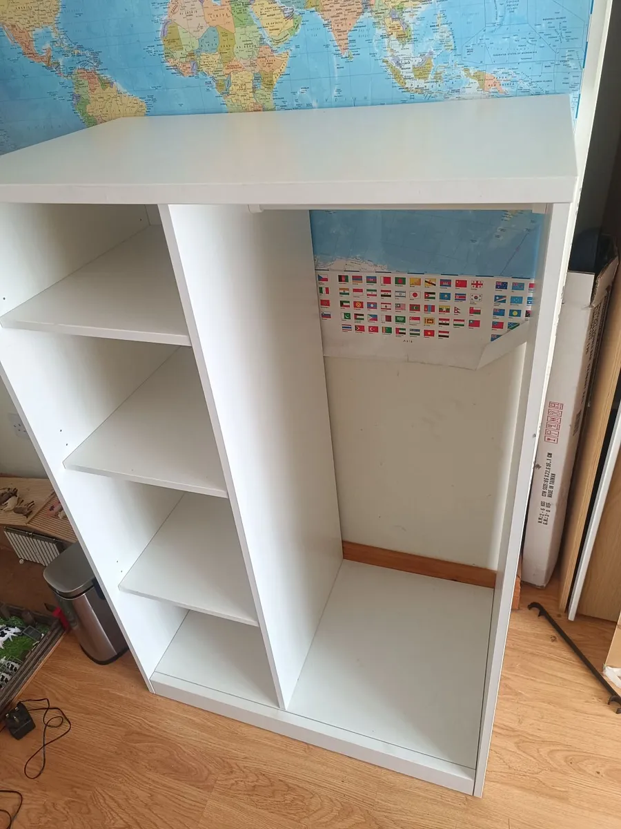 Small wardrobe - Image 4