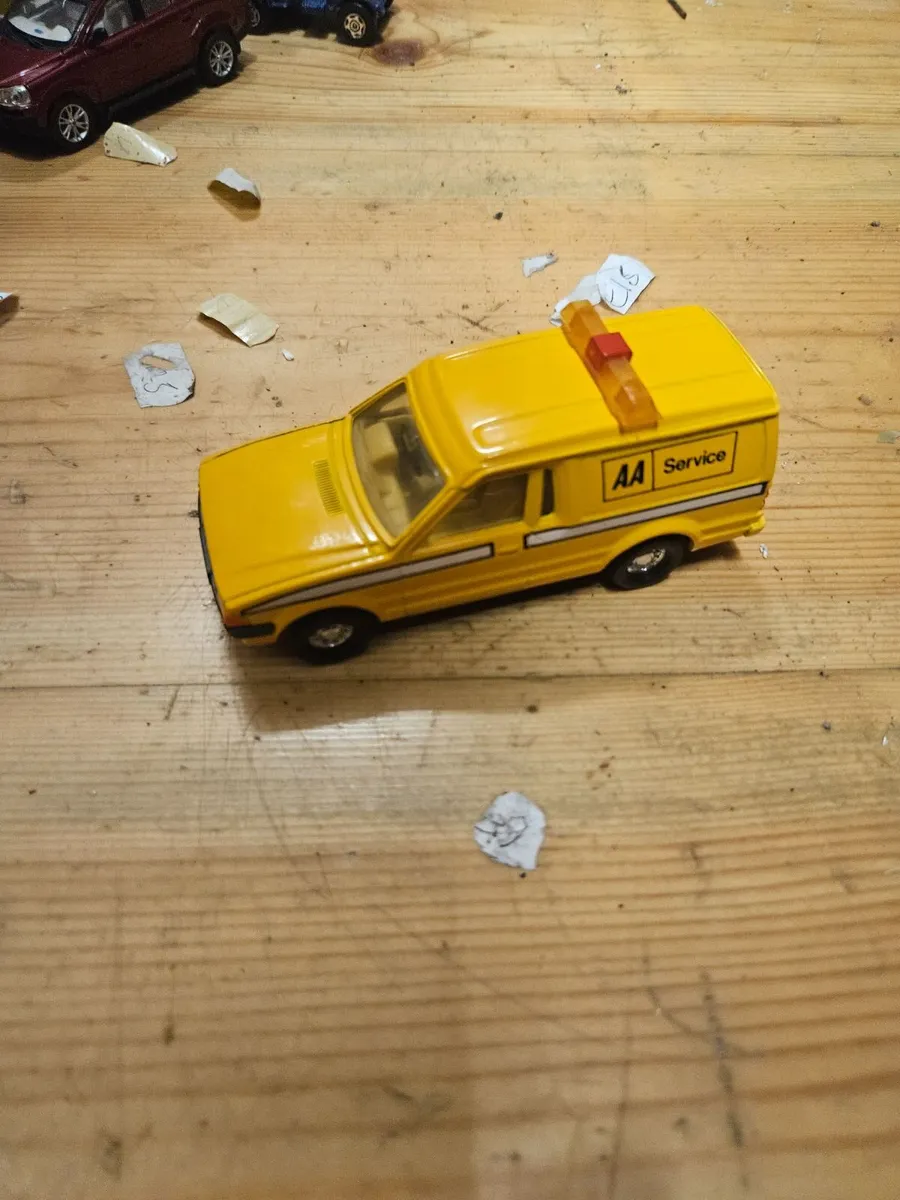 Corgi Ford Escort AA Van