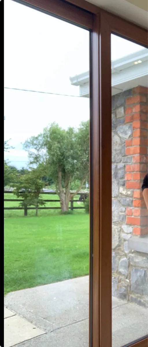 Patio door and interior door - Image 1