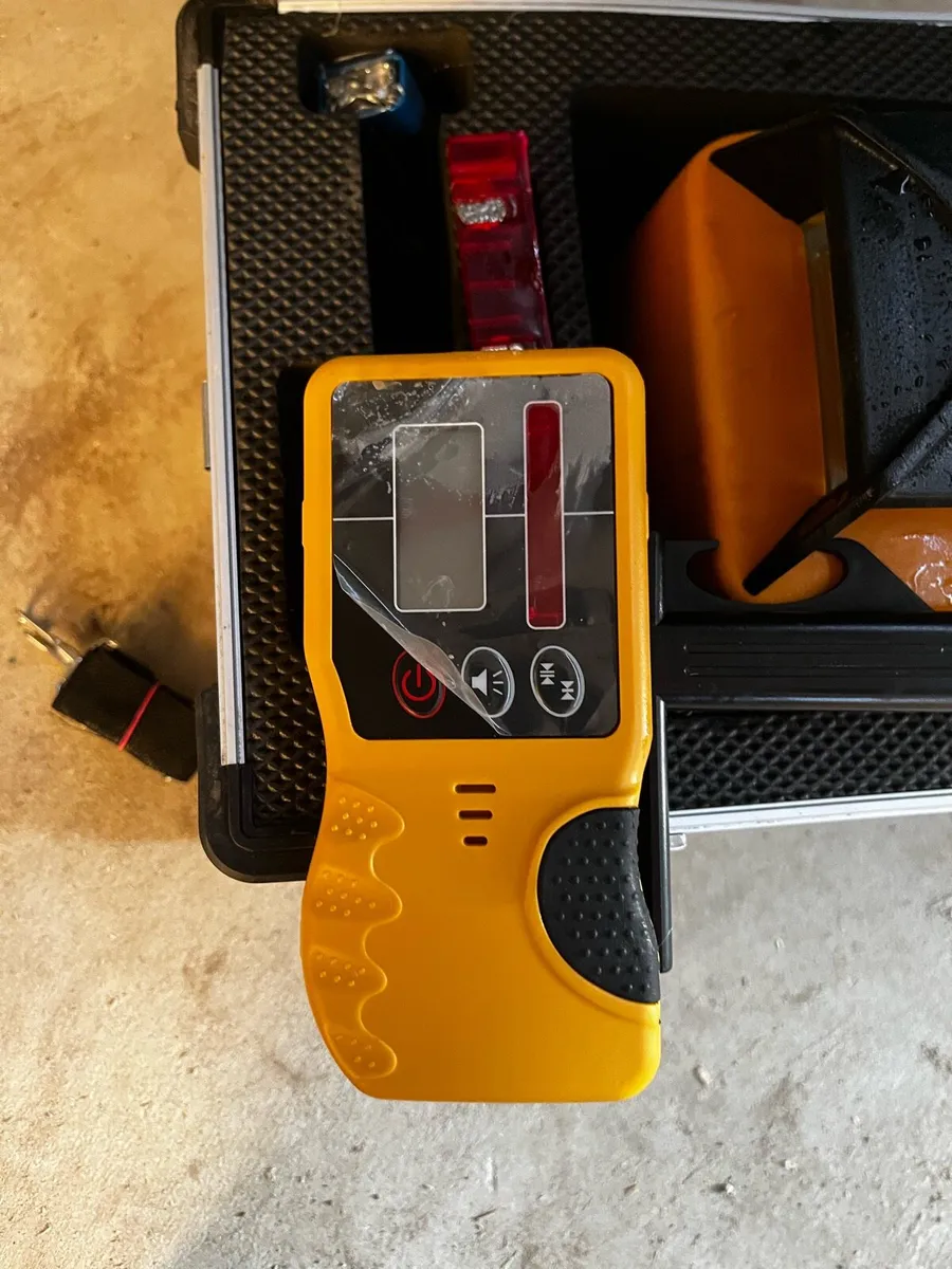 New Laser Level staff and tripod - Free Delivery. - Image 2