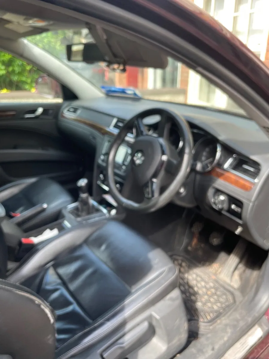 Skoda superb - Image 4