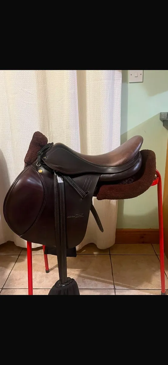 Horse saddlle - Image 1