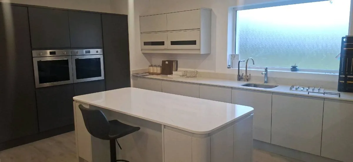 Ex display kitchen - Image 1