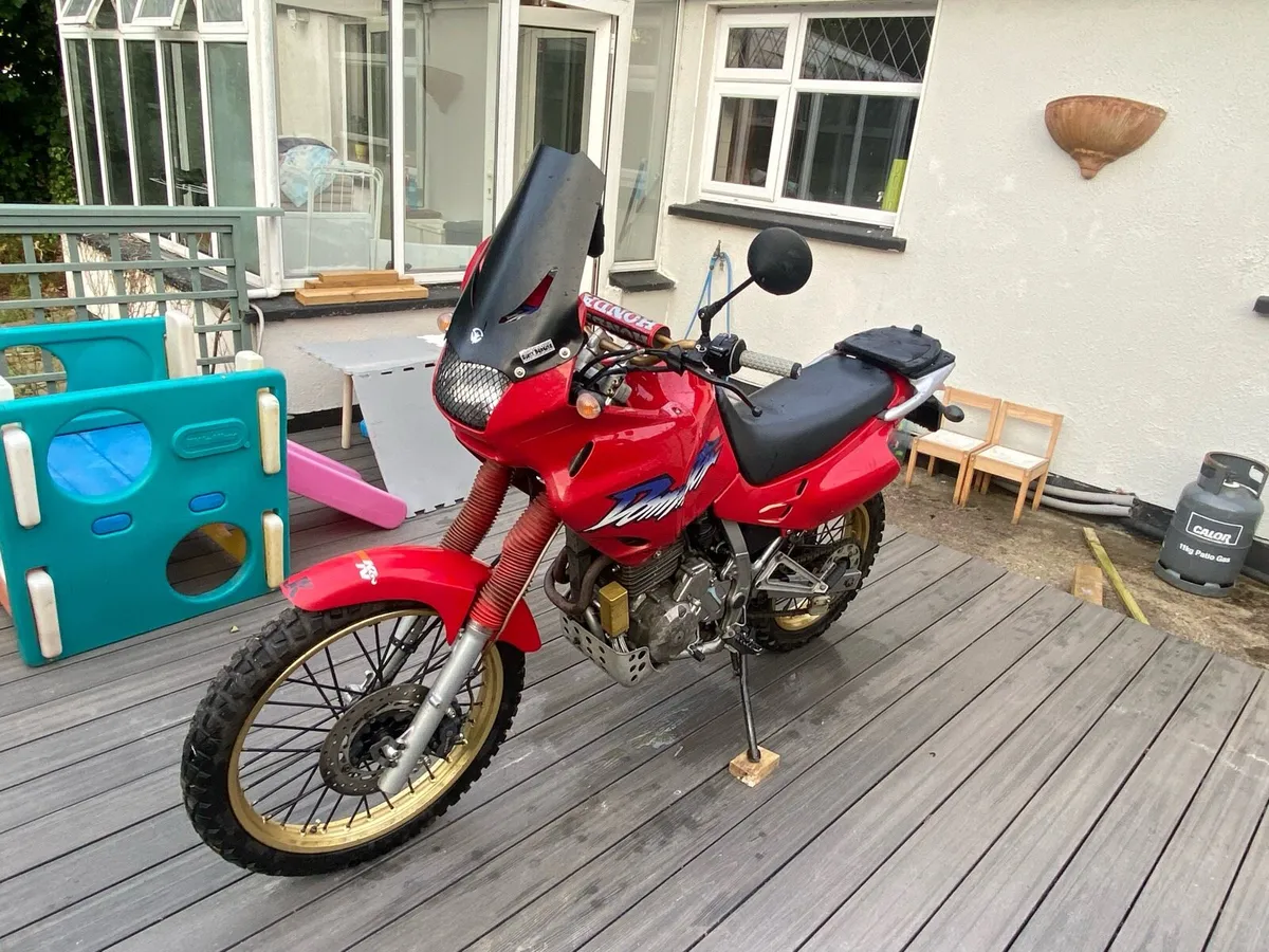 Honda NX650 Dominator - Image 4