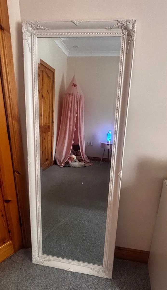 Mirror - Image 1