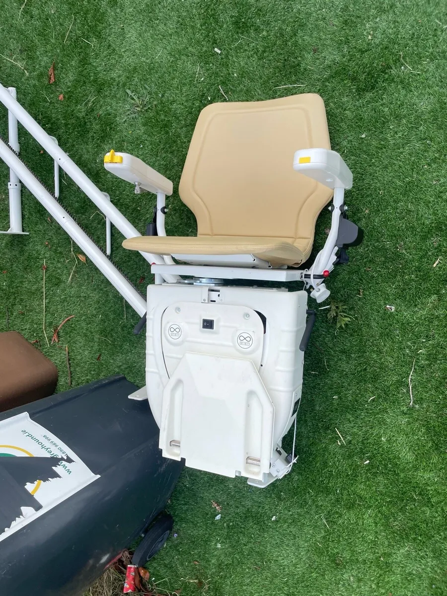 Stair lift - Image 1