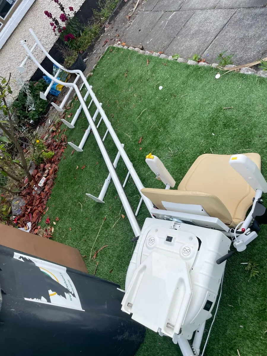 Stair lift - Image 2