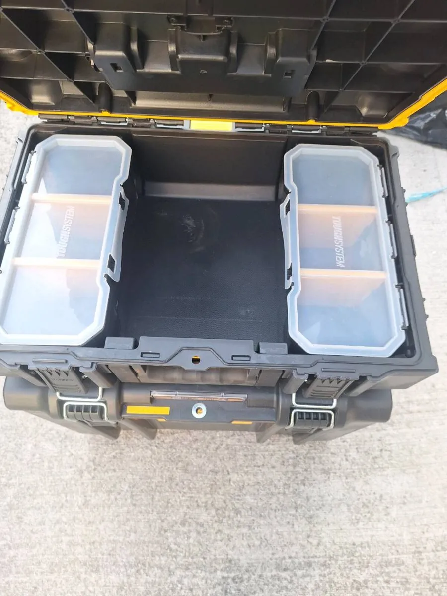 Dewalt  mobile storage - Image 3
