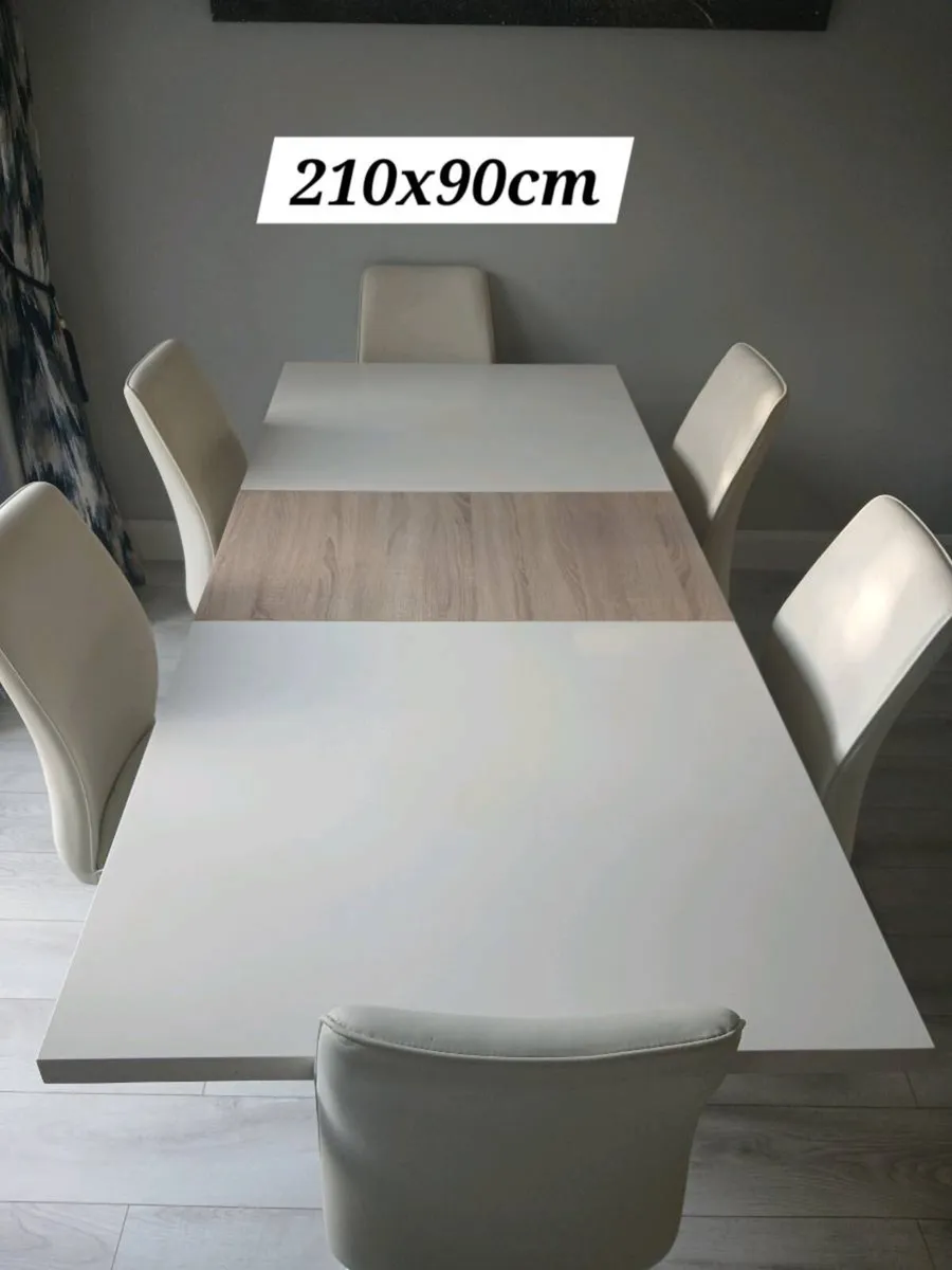 Extended Table and 6 chairs, - Image 2