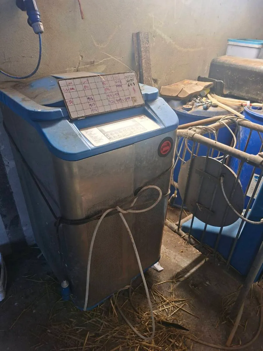 Dairy Master Automatic Calf Feeder - Image 1