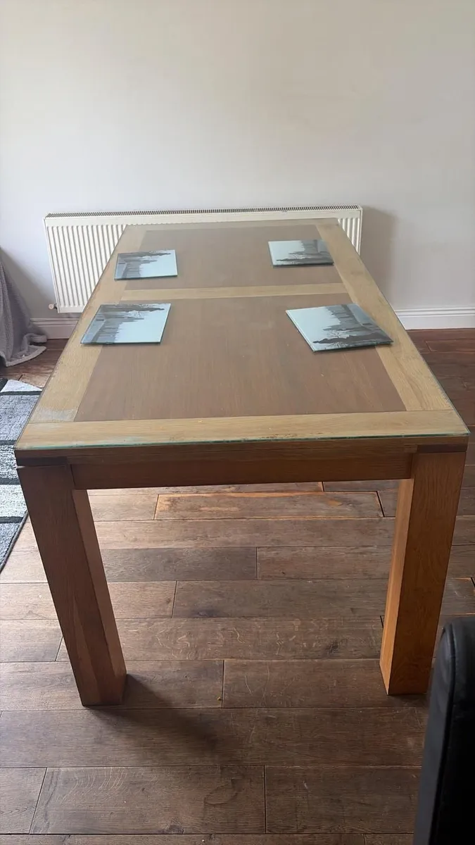 Oak Dining Table 6 Place setting - Image 2