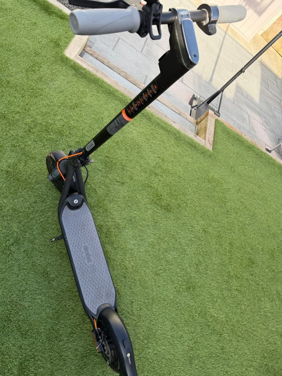 Segway Ninebot (up to 25km) - Image 2
