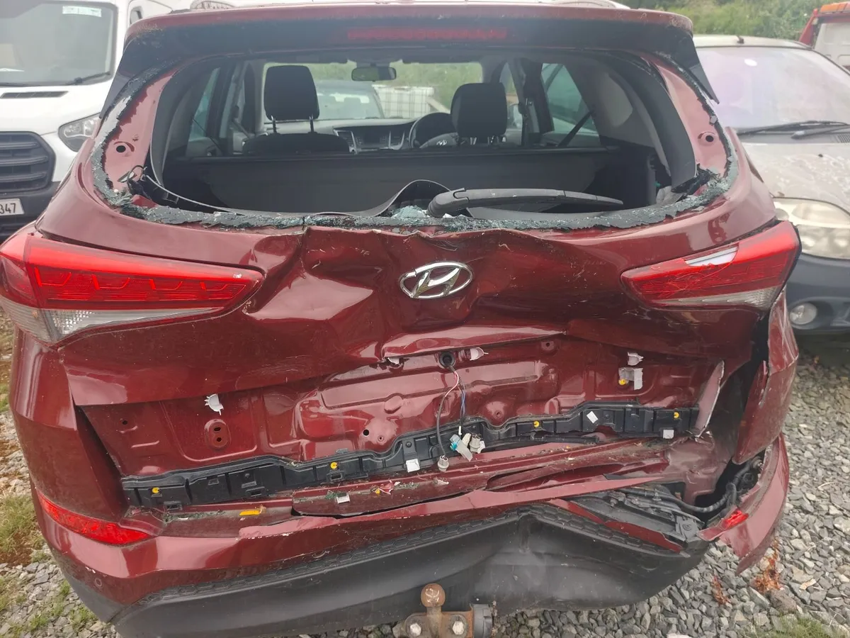 2016 Hyundai Tucson - Image 3