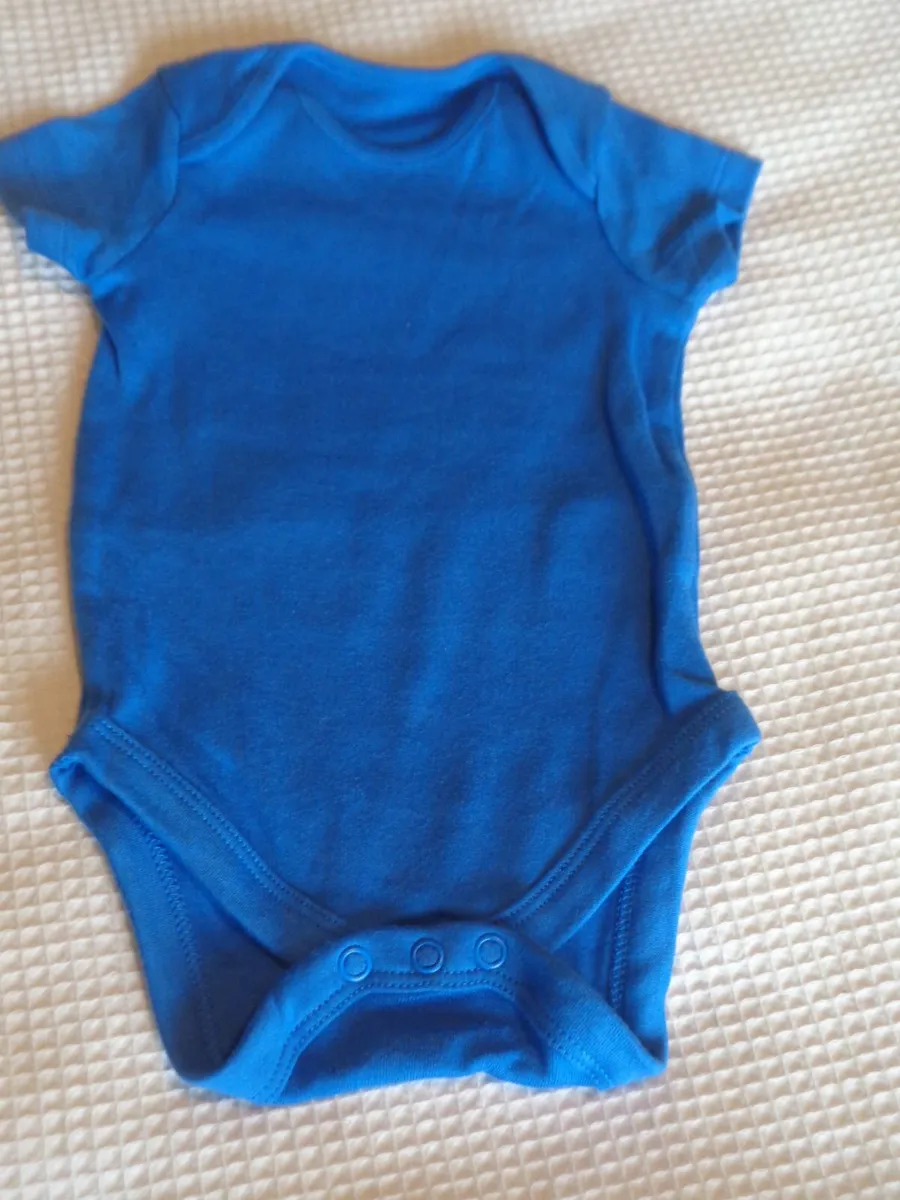 Baby Body Suits x 4 for Sale - Image 2