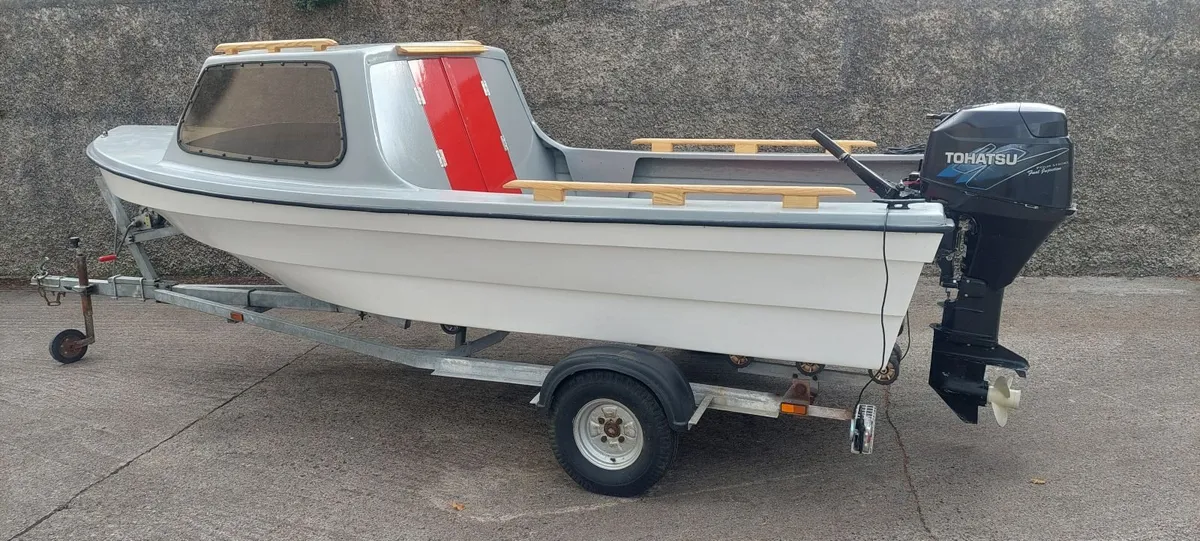 Fishing boat - Image 4
