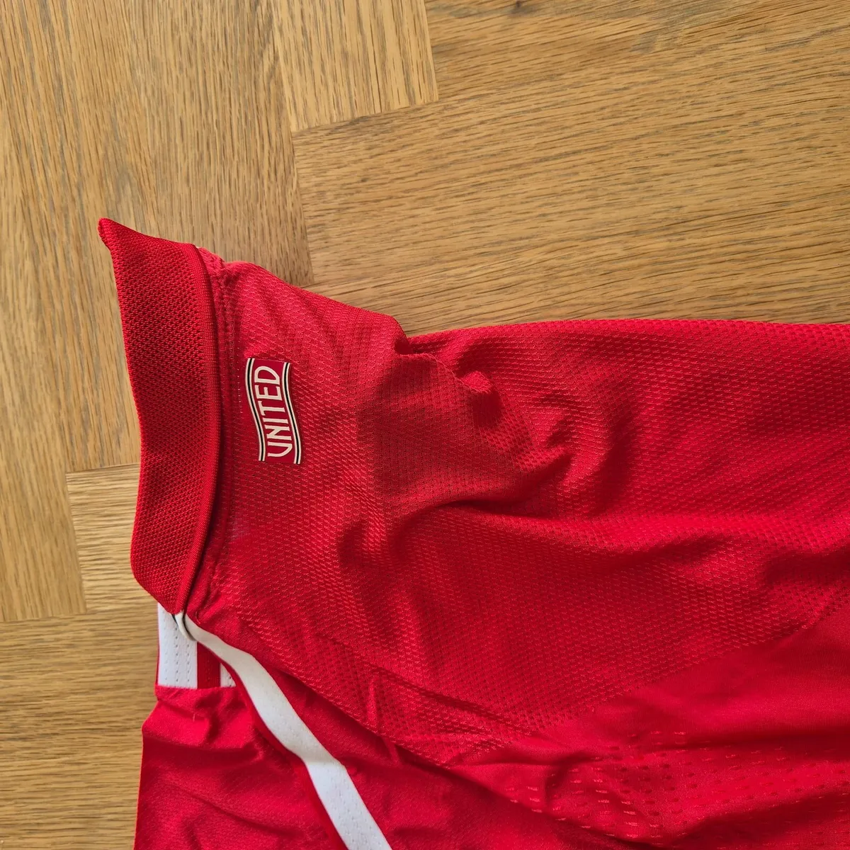 Manchester United jersey - Image 3