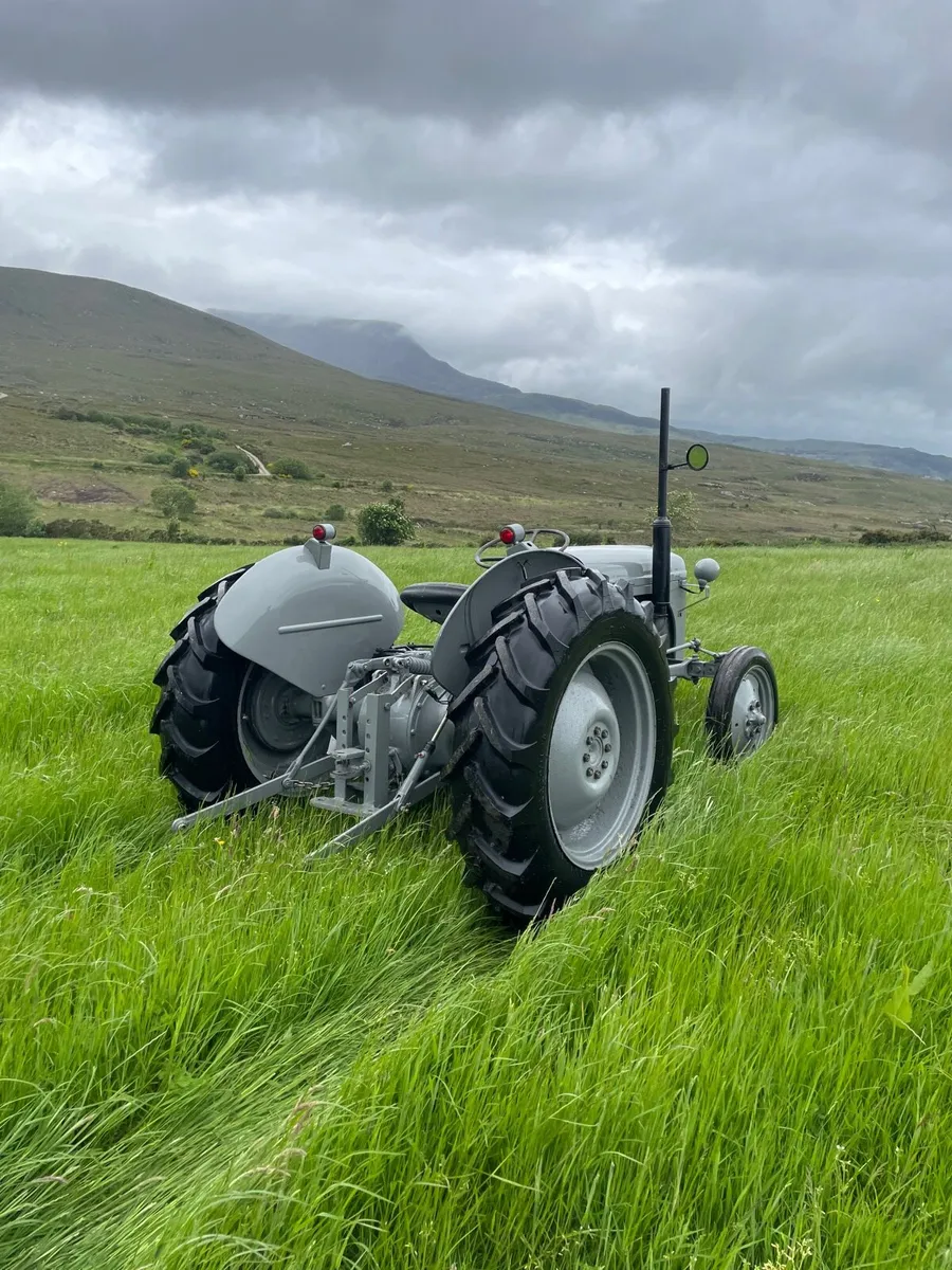 Tractor - Image 4