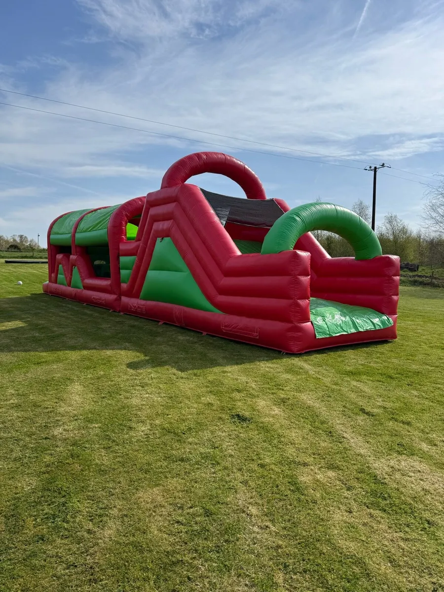 Bouncy castle - Image 4