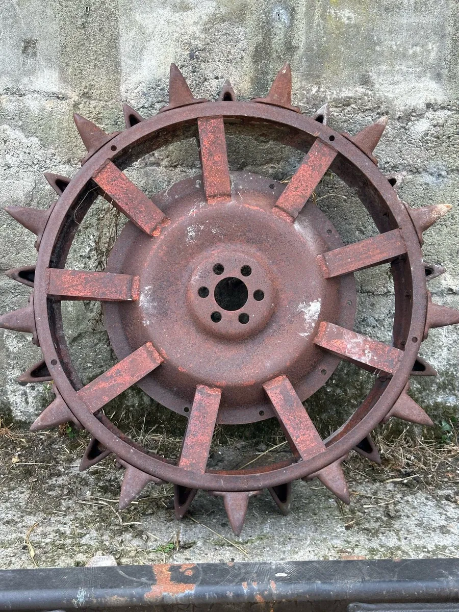 Spade Lug Wheels - Image 1