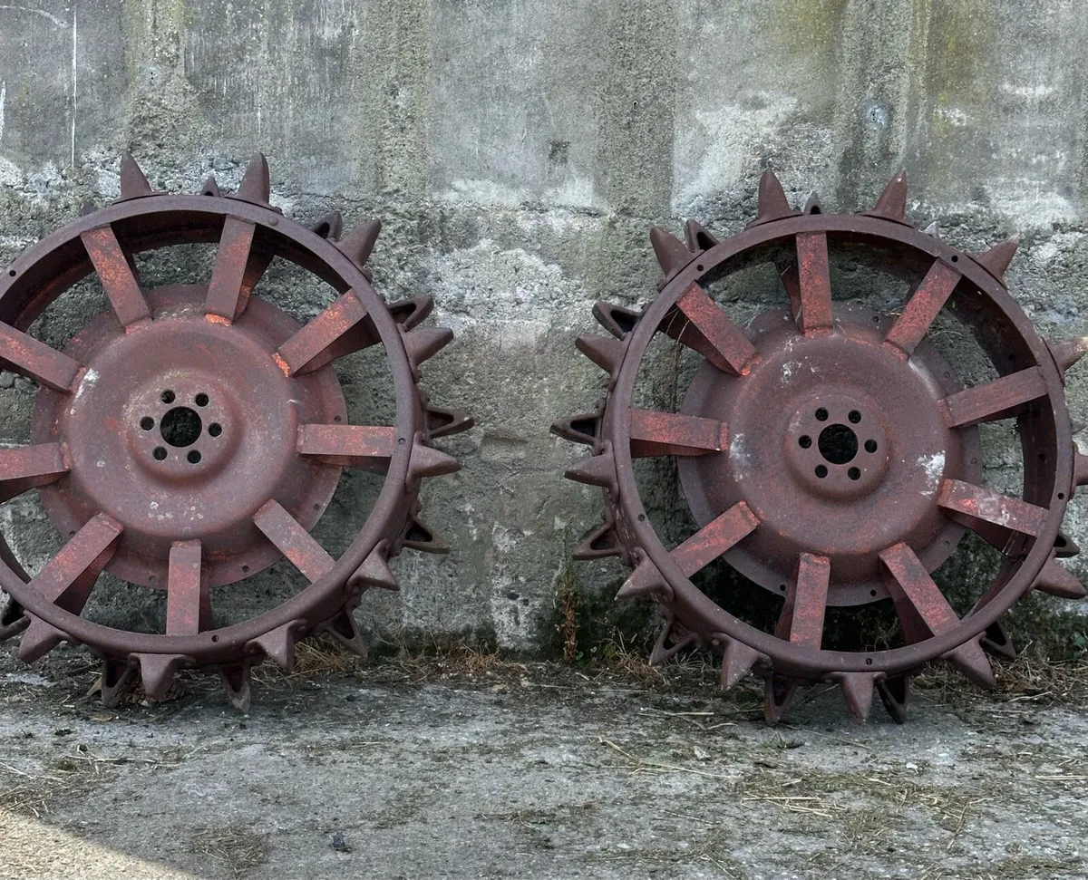 Spade Lug Wheels - Image 2