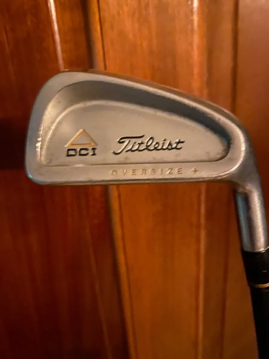 Titleist DCI Oversized 3 - 9 iron S-flex Graphite - Image 1