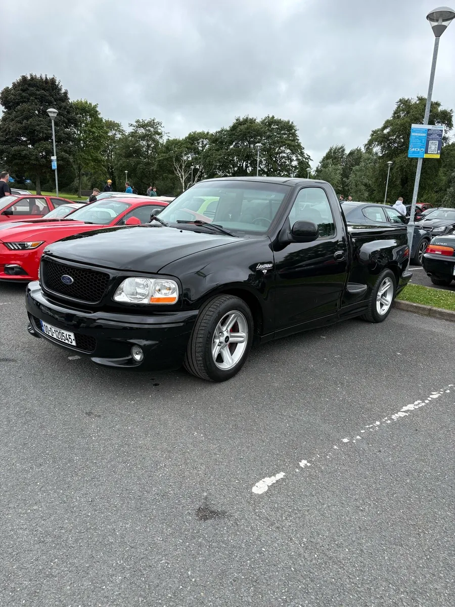 Ford F150 SVT lightning - Image 2