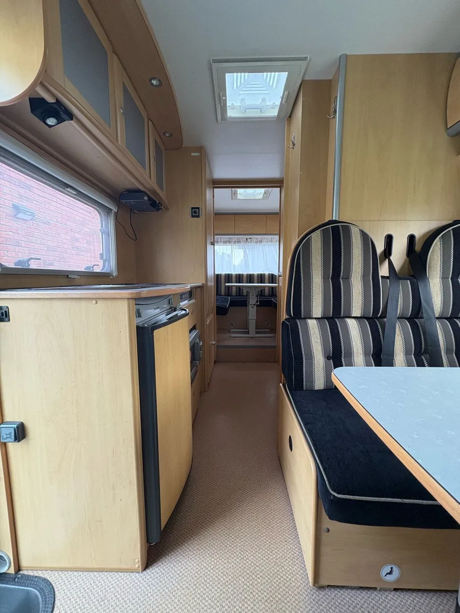 Dethleffs Advantage 6 Berth Camper - Image 3