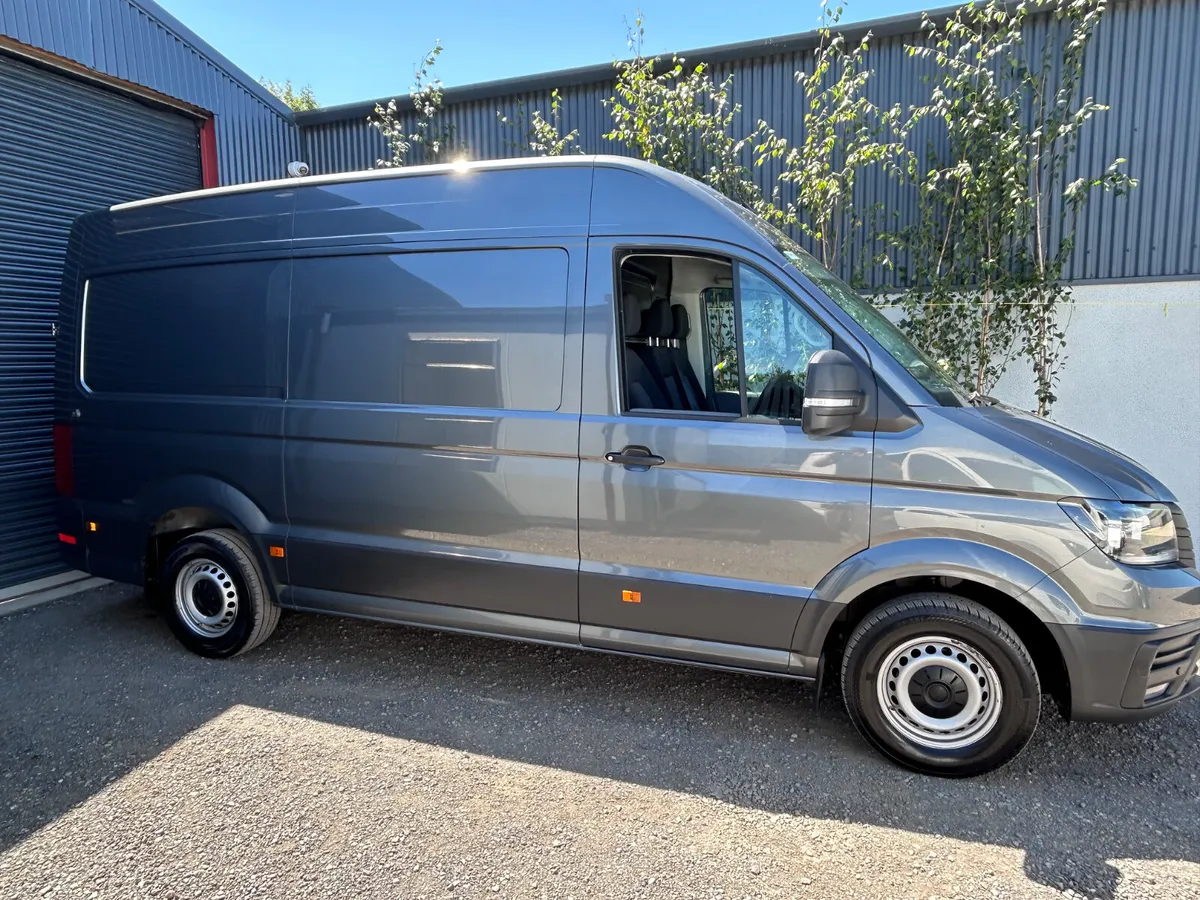 24 Volkswagen Crafter - 4 motion / Automatic - Image 4
