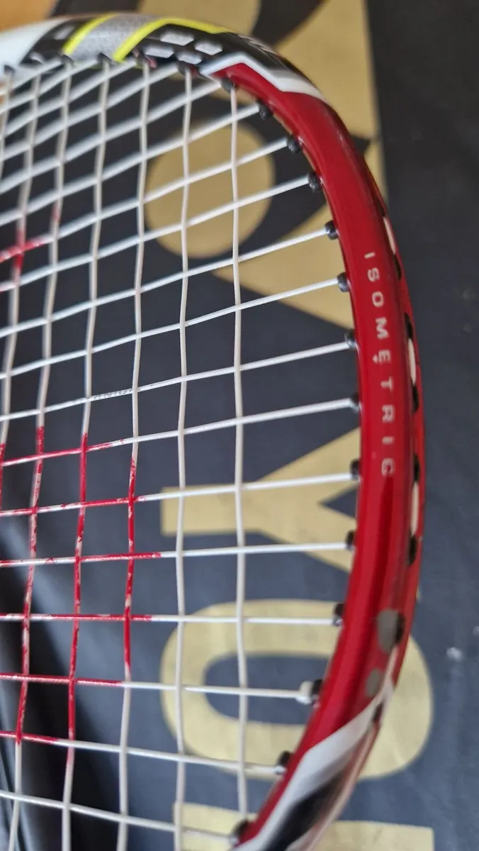 2 x Yonex Voltric 7 - Red Badminton Rackets - Image 4