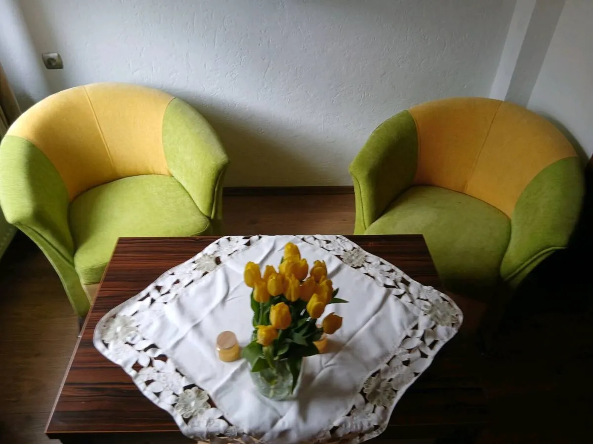 2x armchairs - Image 3