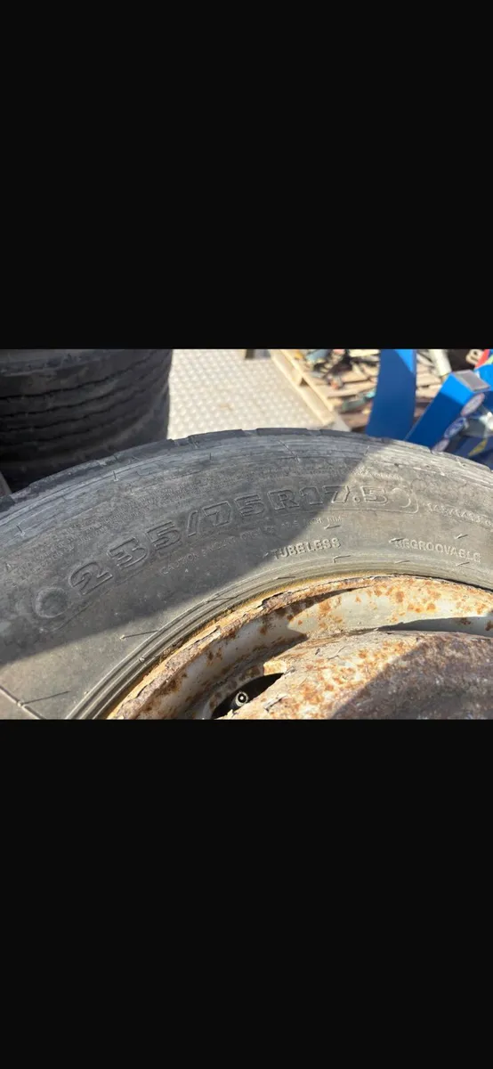 Lowloader Wheels. &Tyres - Image 4